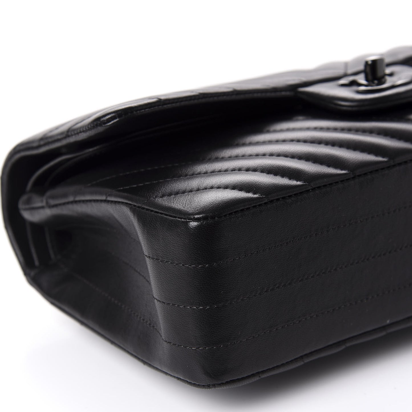 Lambskin Chevron Quilted Medium Double Flap So Black