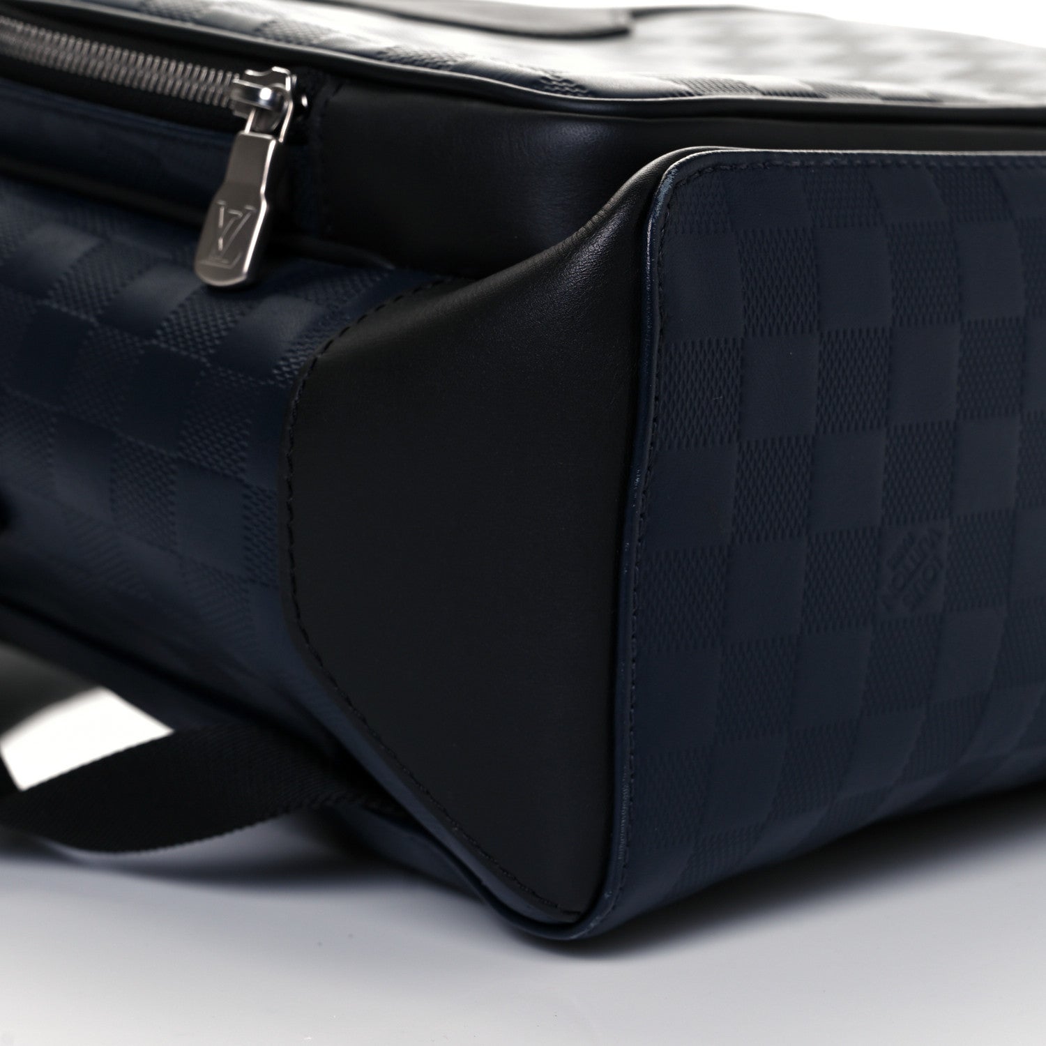 Burberry Nova Check Tote Black 20 of 25