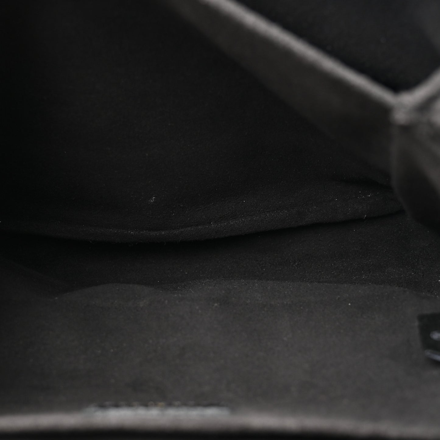 Reverse Monogram Pochette Metis