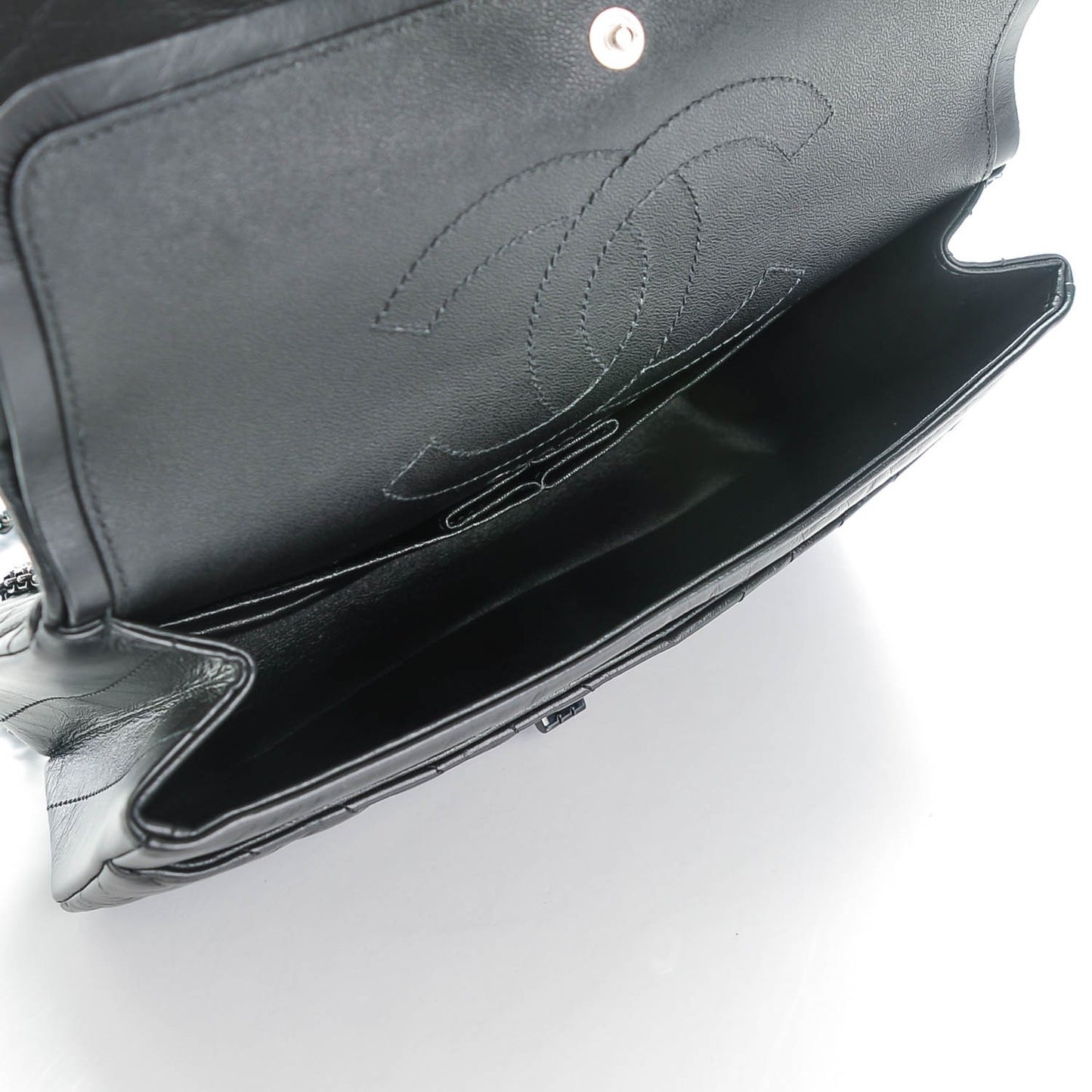 Aged Calfskin Chevron Quilted 2.55 Reissue 225 Flap So Black