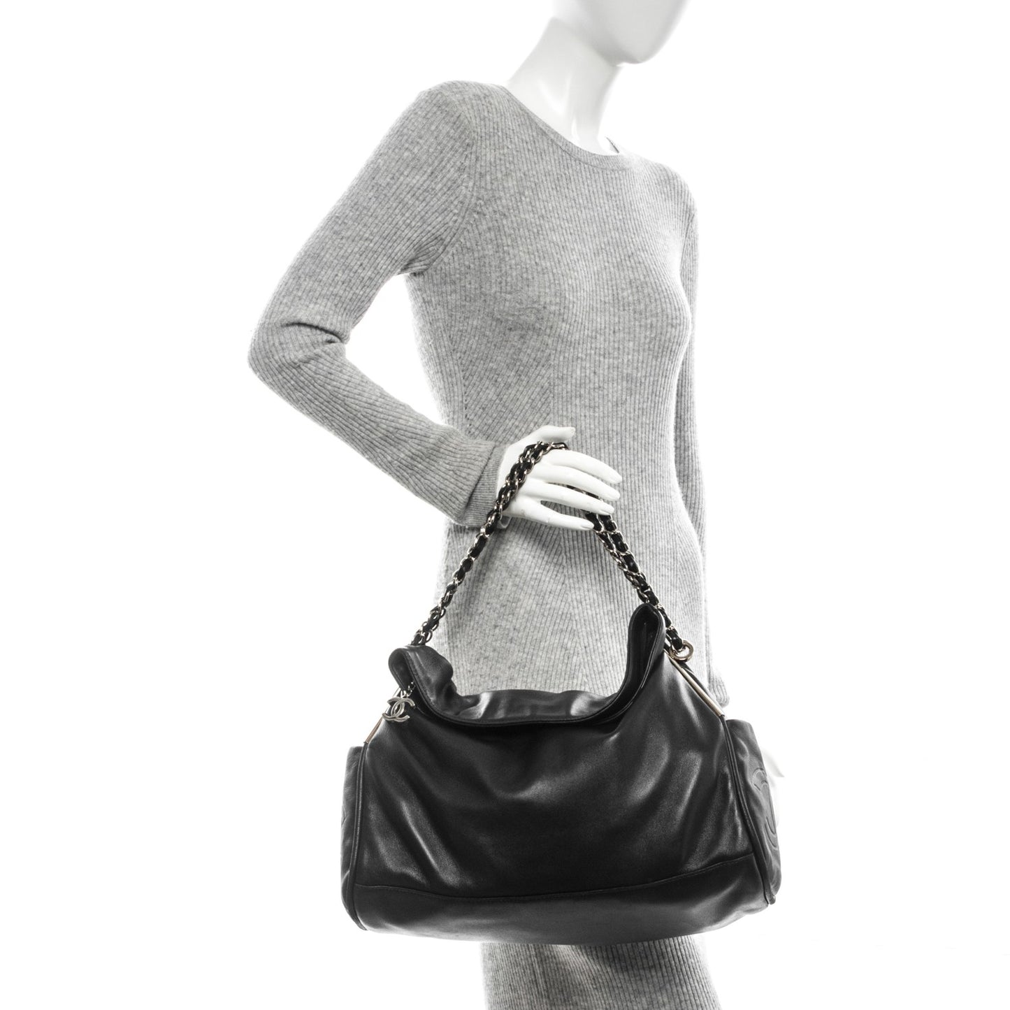 Lambskin Large Ultimate Soft Tote Black
