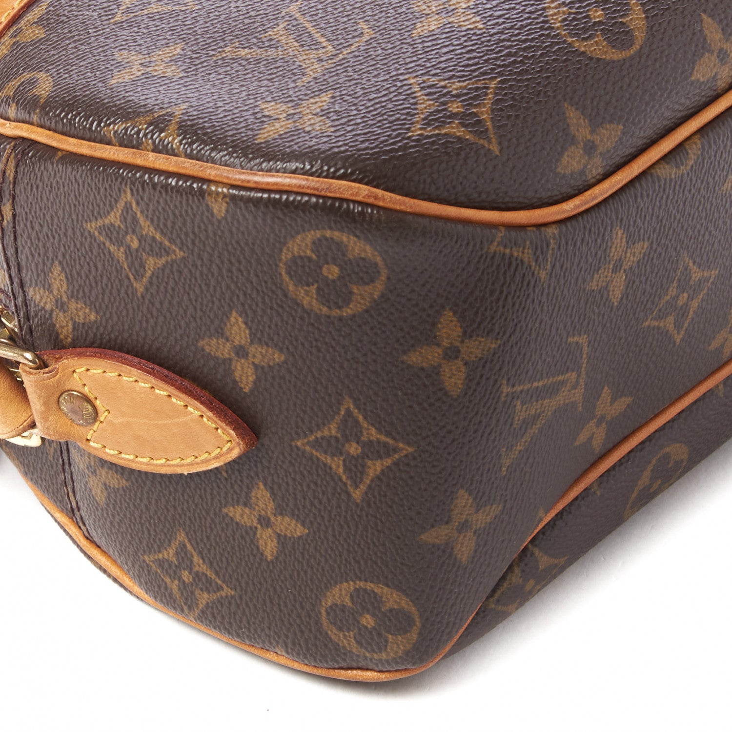 Louis Vuitton Monogram Blois 6 of 8