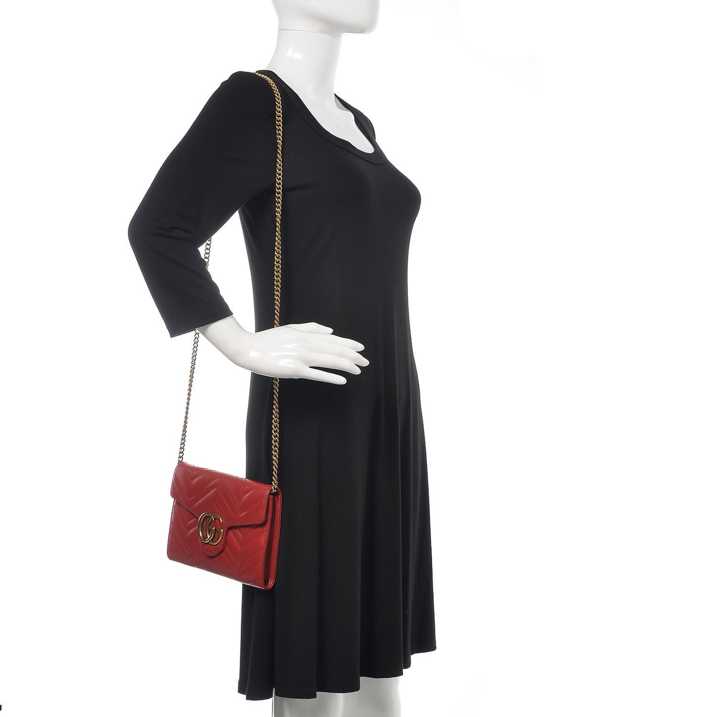 Calfskin Matelasse Mini GG Marmont Chain Wallet Hibiscus Red