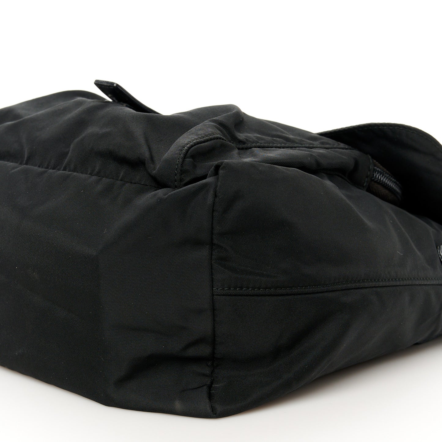 Nylon Vela Messenger Black