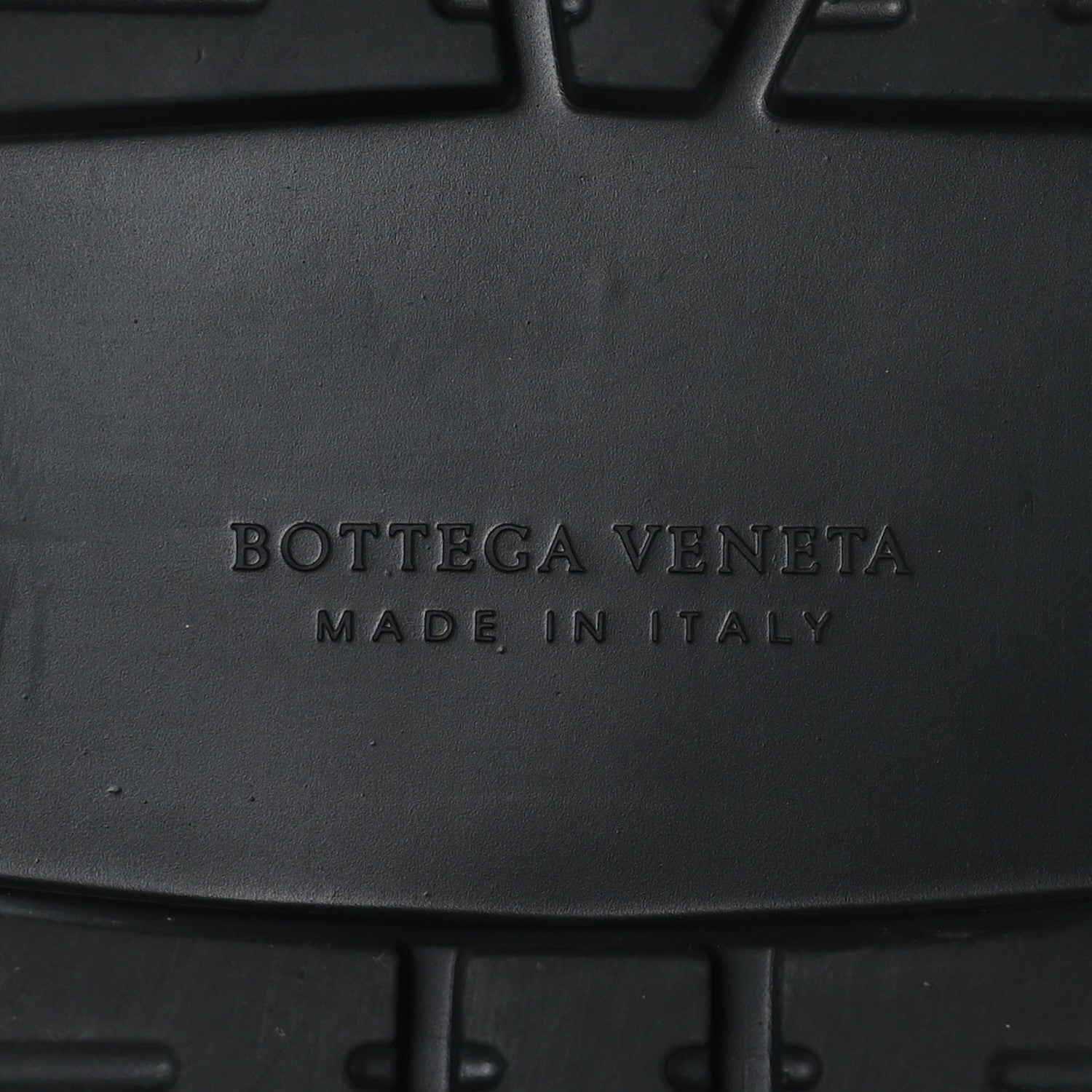Bottega Veneta Calfskin The Lug Chelsea 55mm Boots 39 Black 7 of 8