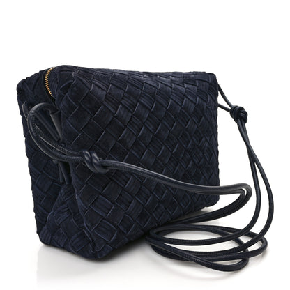 Bottega Veneta Suede Intrecciato Small Loop Camera Bag Space 3 of 7