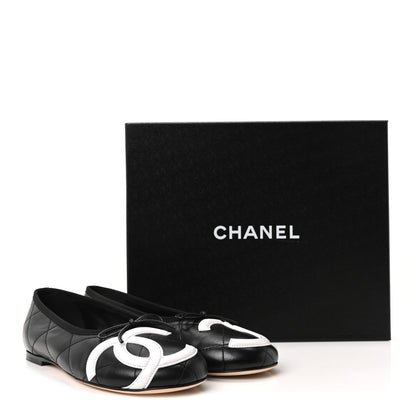 Chanel Lambskin Quilted CC Cambon Ballet Flats 38.5 Black White 10 of 10