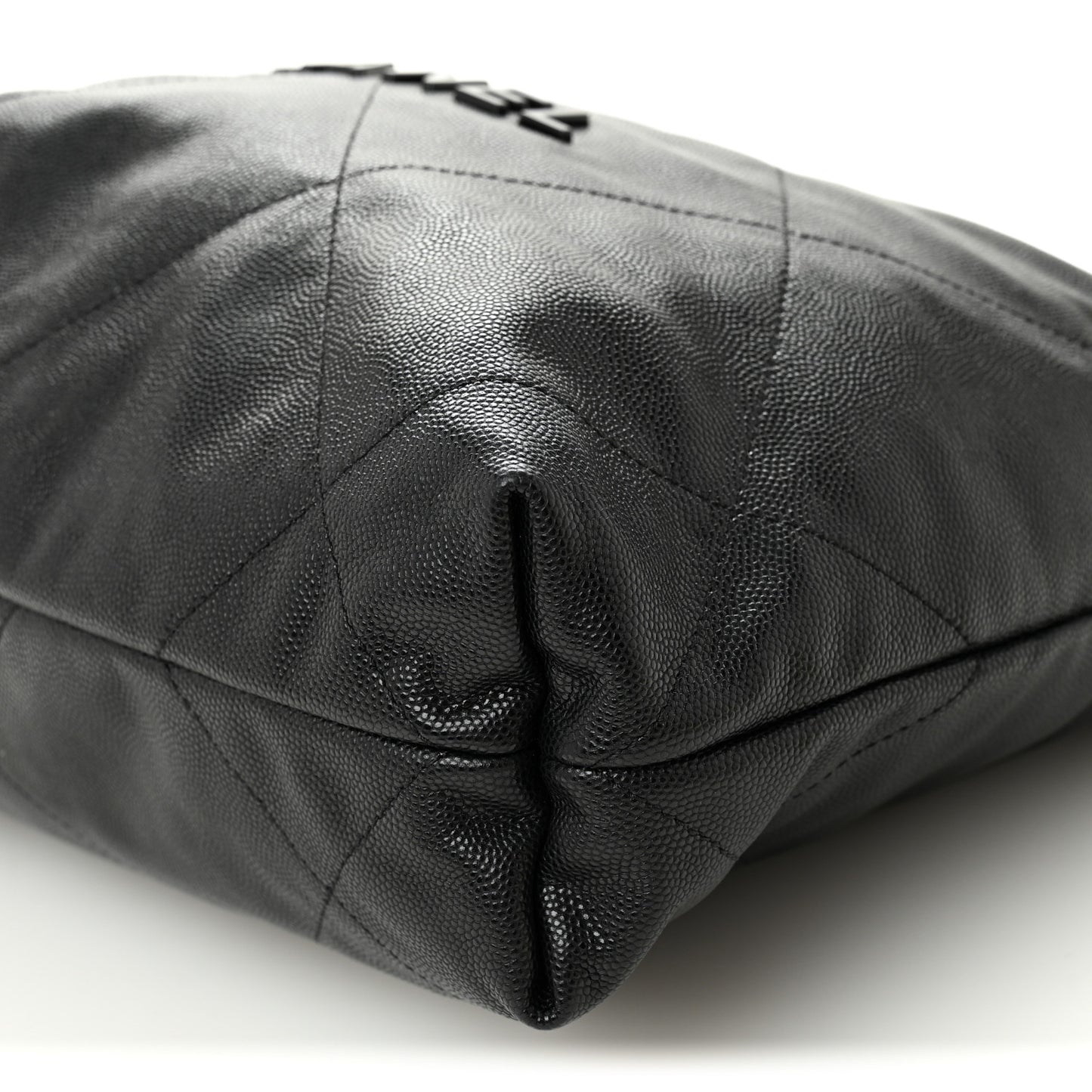 Shiny Caviar Quilted Monochrome Small Chanel 22  Black