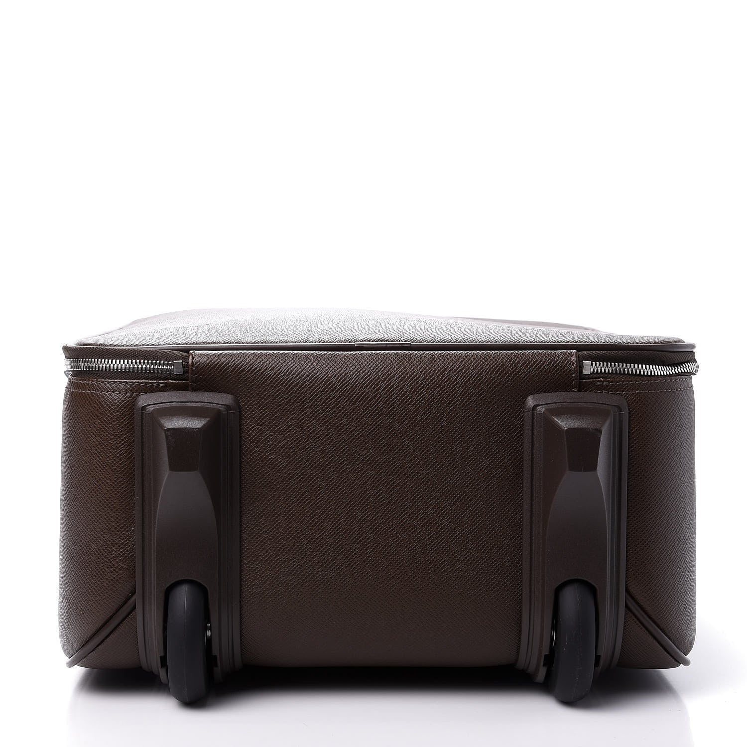 Louis Vuitton Taiga Pégase 45 Grizzli 11 of 13