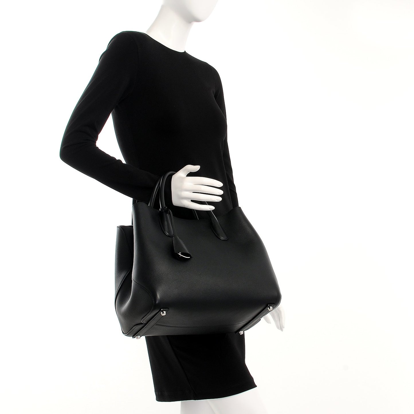 Supple Grained Calfskin Large Open Bar Tote Black