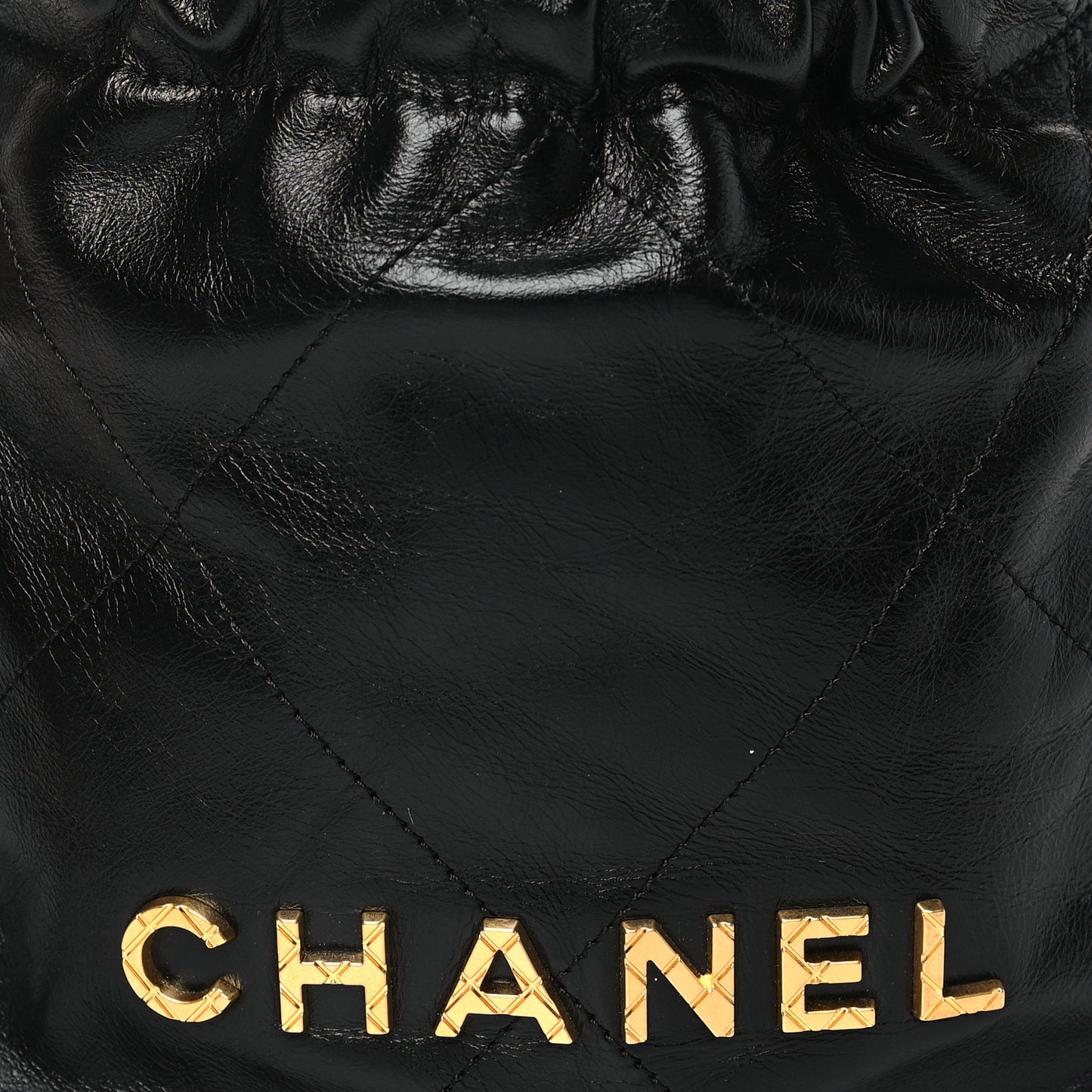 Shiny Crumpled Calfskin Quilted Pearl Mini Chanel 22 Black
