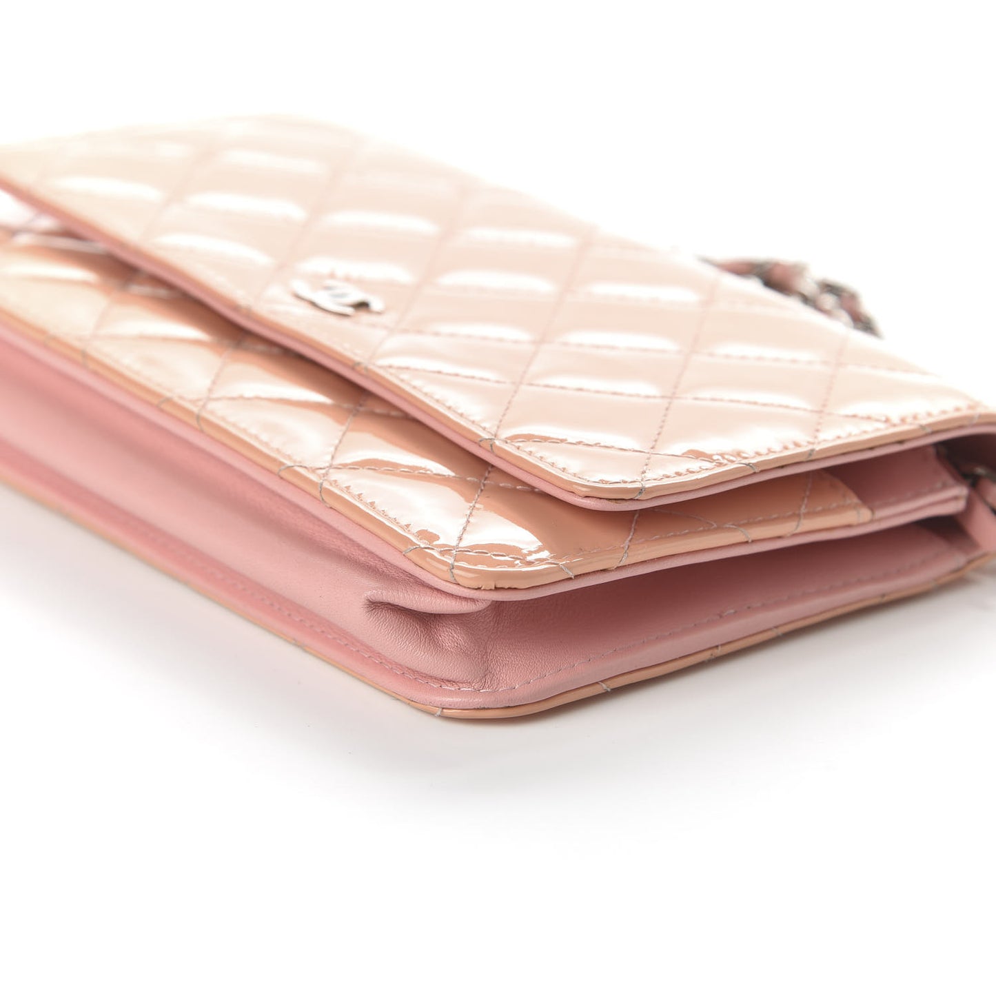 Patent Quilted Wallet On Chain WOC Light Pink