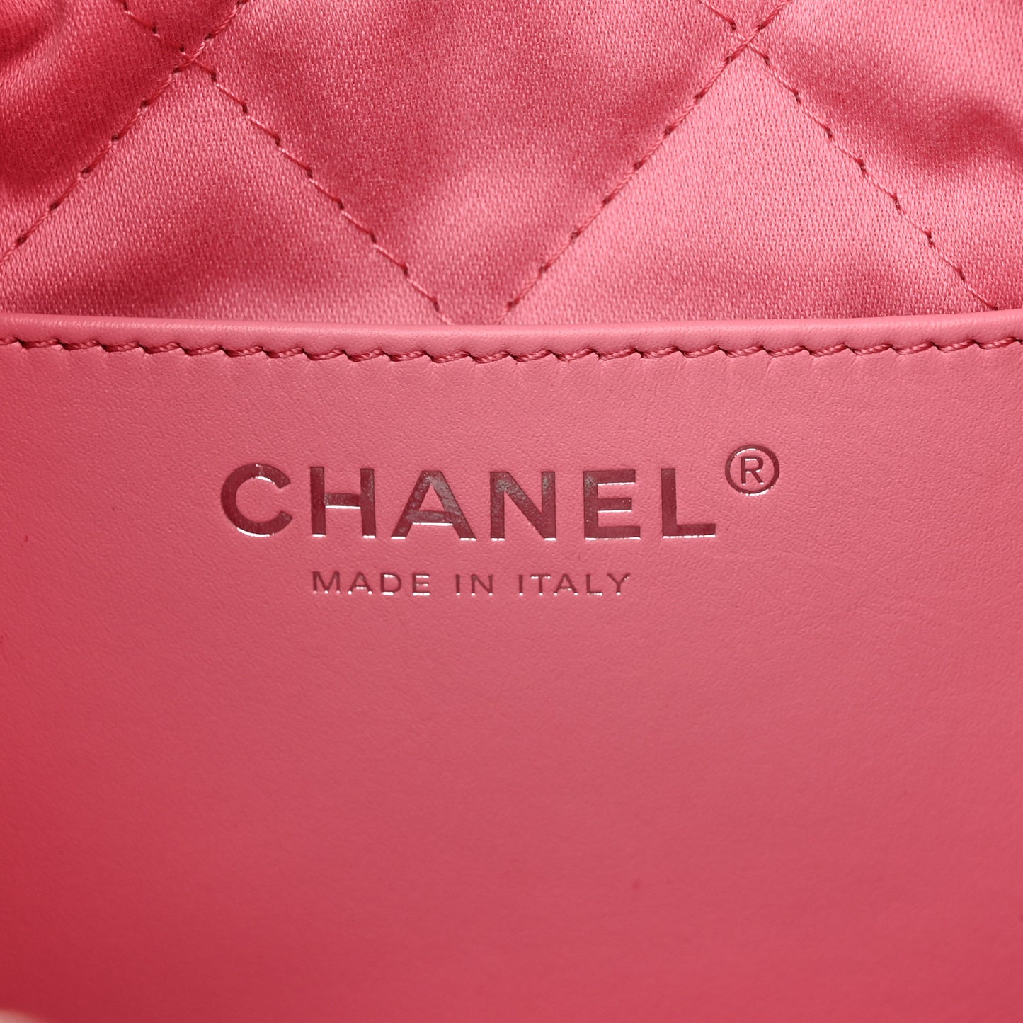 Shiny Calfskin Quilted Mini Chanel 22 Pink