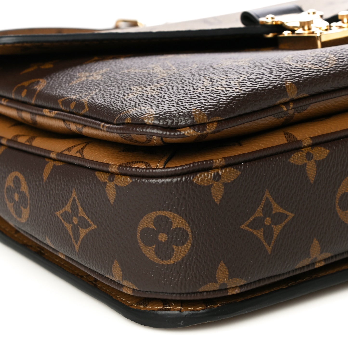 Reverse Monogram Pochette Metis