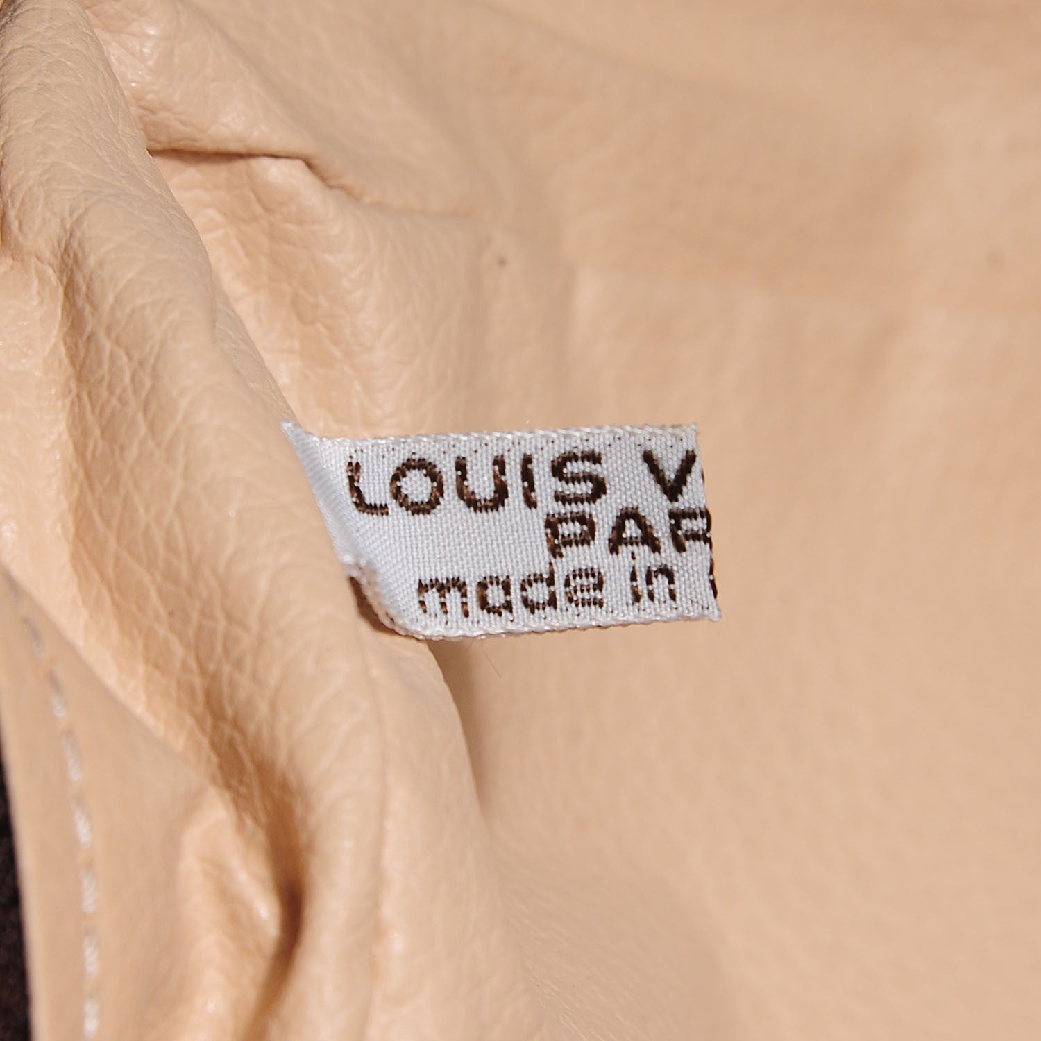 Louis Vuitton Monogram Trousse 28 7 of 8