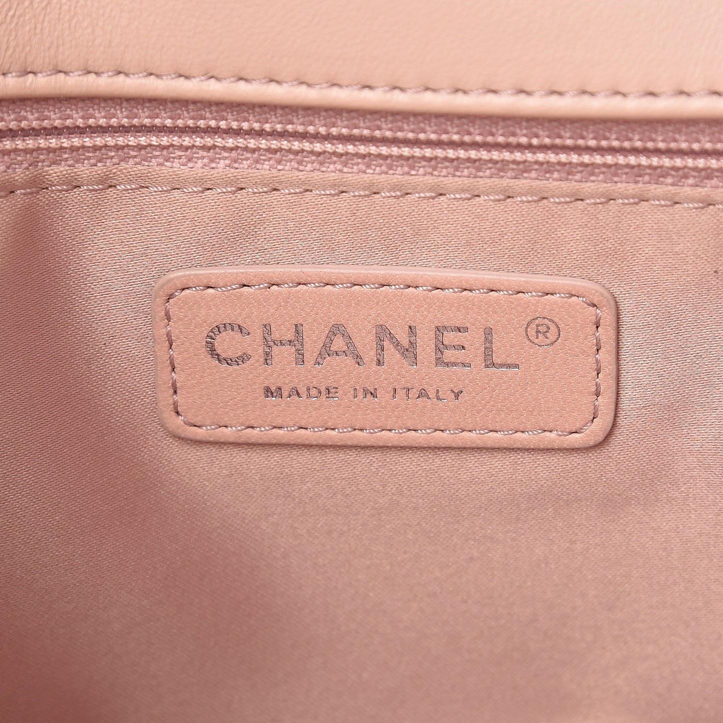 Lambskin Large Around Pockets Flap Light Pink