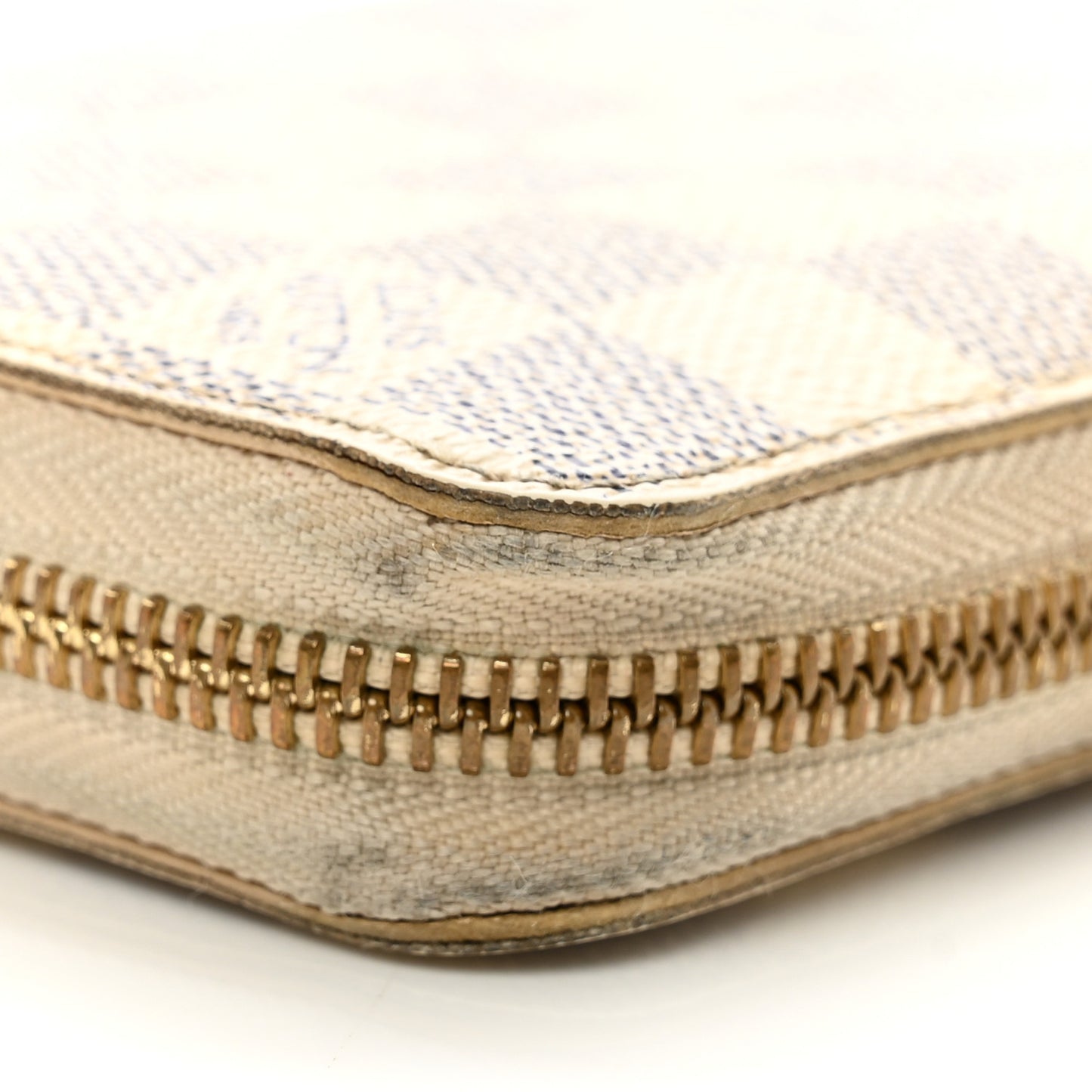 Damier Azur Zippy Wallet