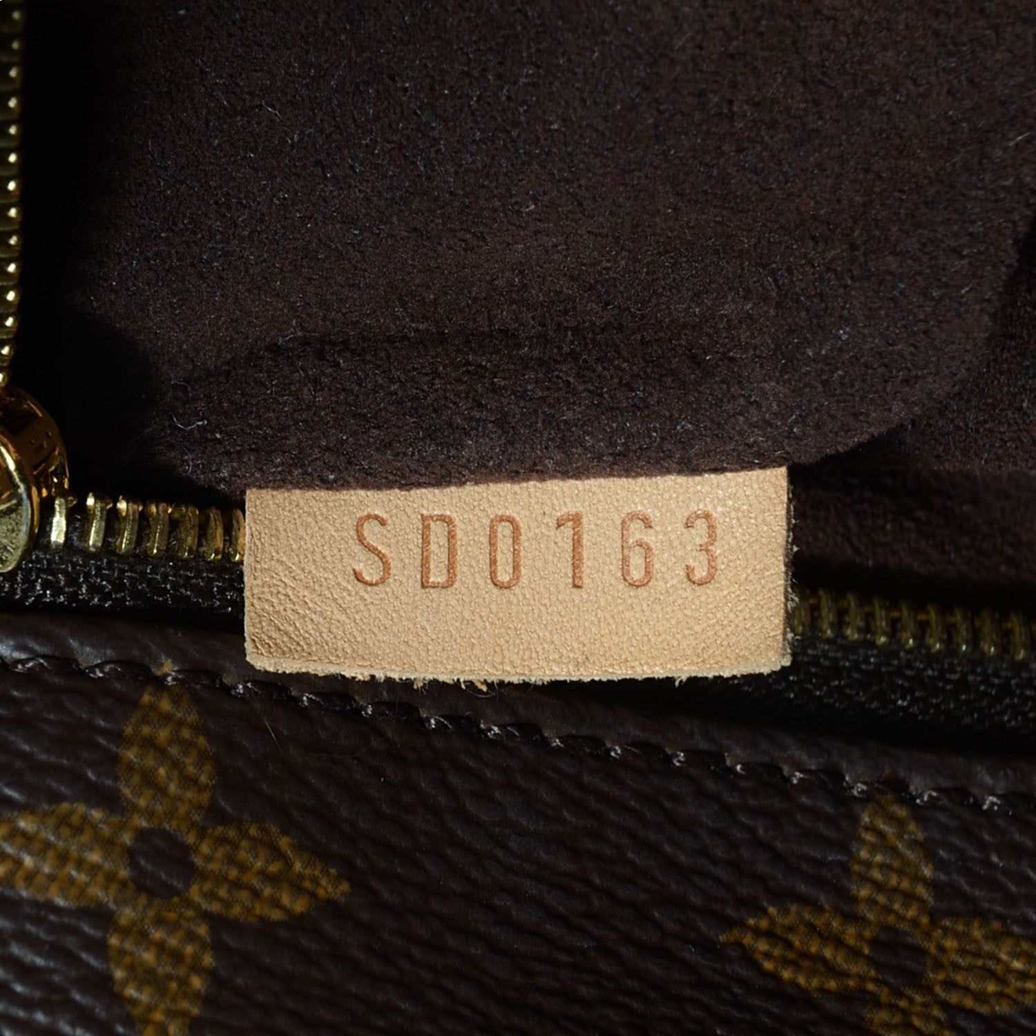 Louis Vuitton Monogram Metis 7 of 8
