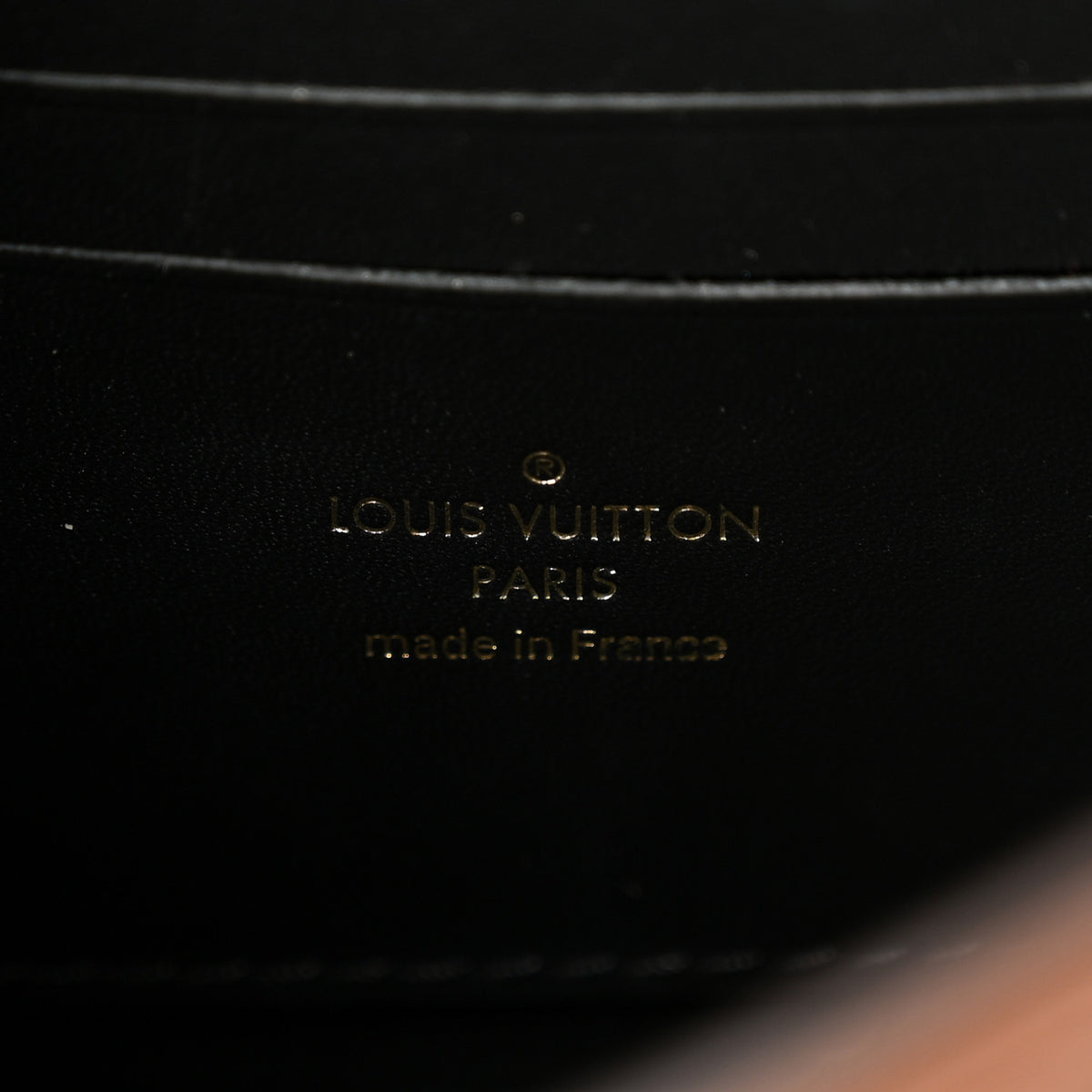 Reverse Monogram Dauphine Chain Wallet