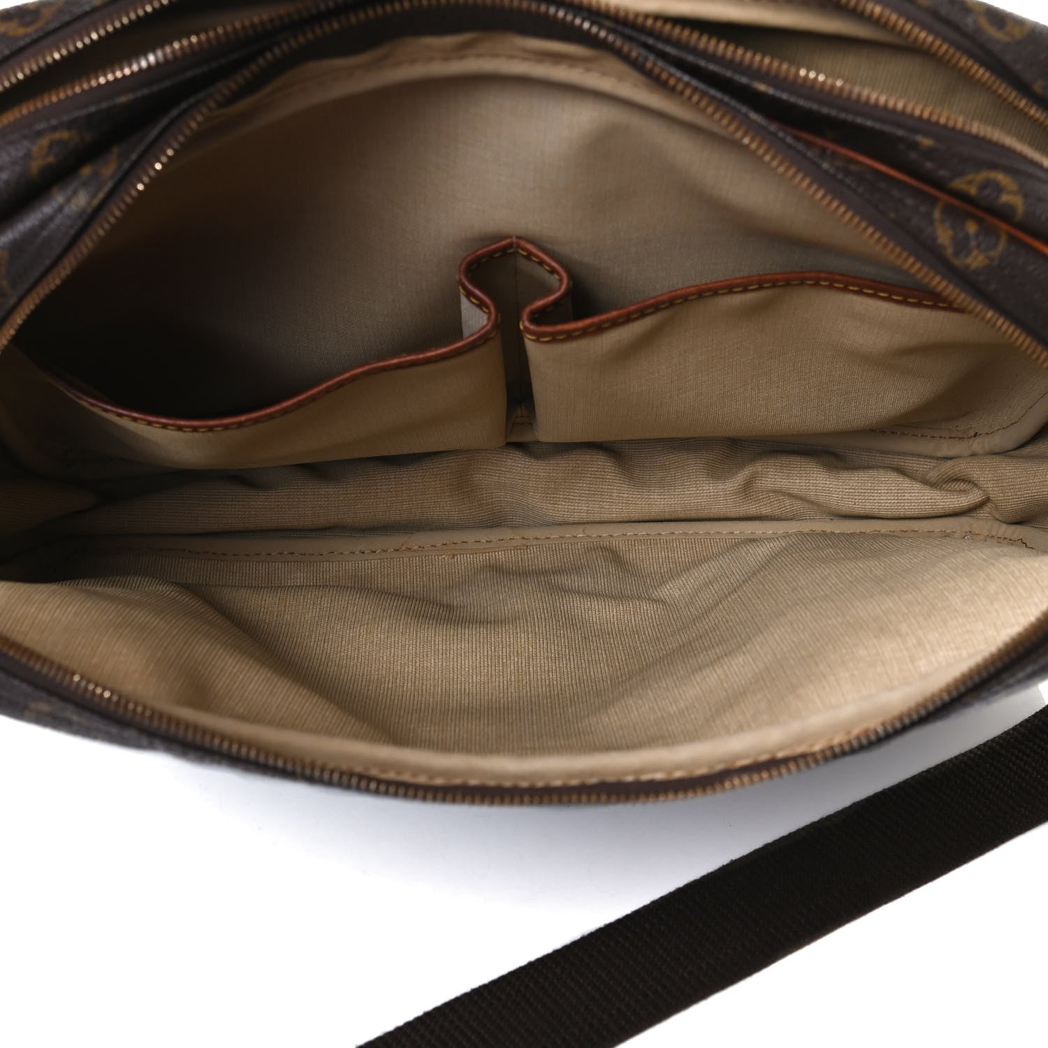 Louis Vuitton Monogram Reporter GM 6 of 15
