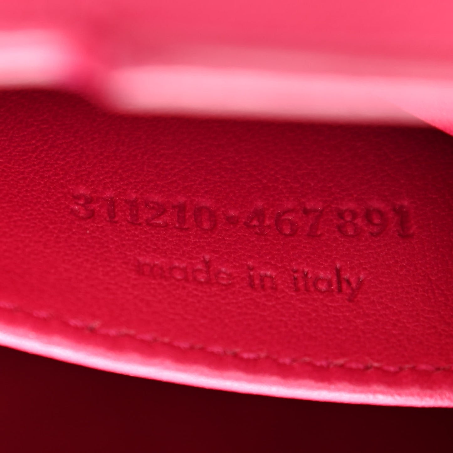 Calfskin Small Classic Y Cabas Fuchsia