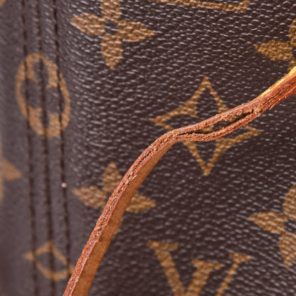 Louis Vuitton Monogram Neverfull MM 14 of 17