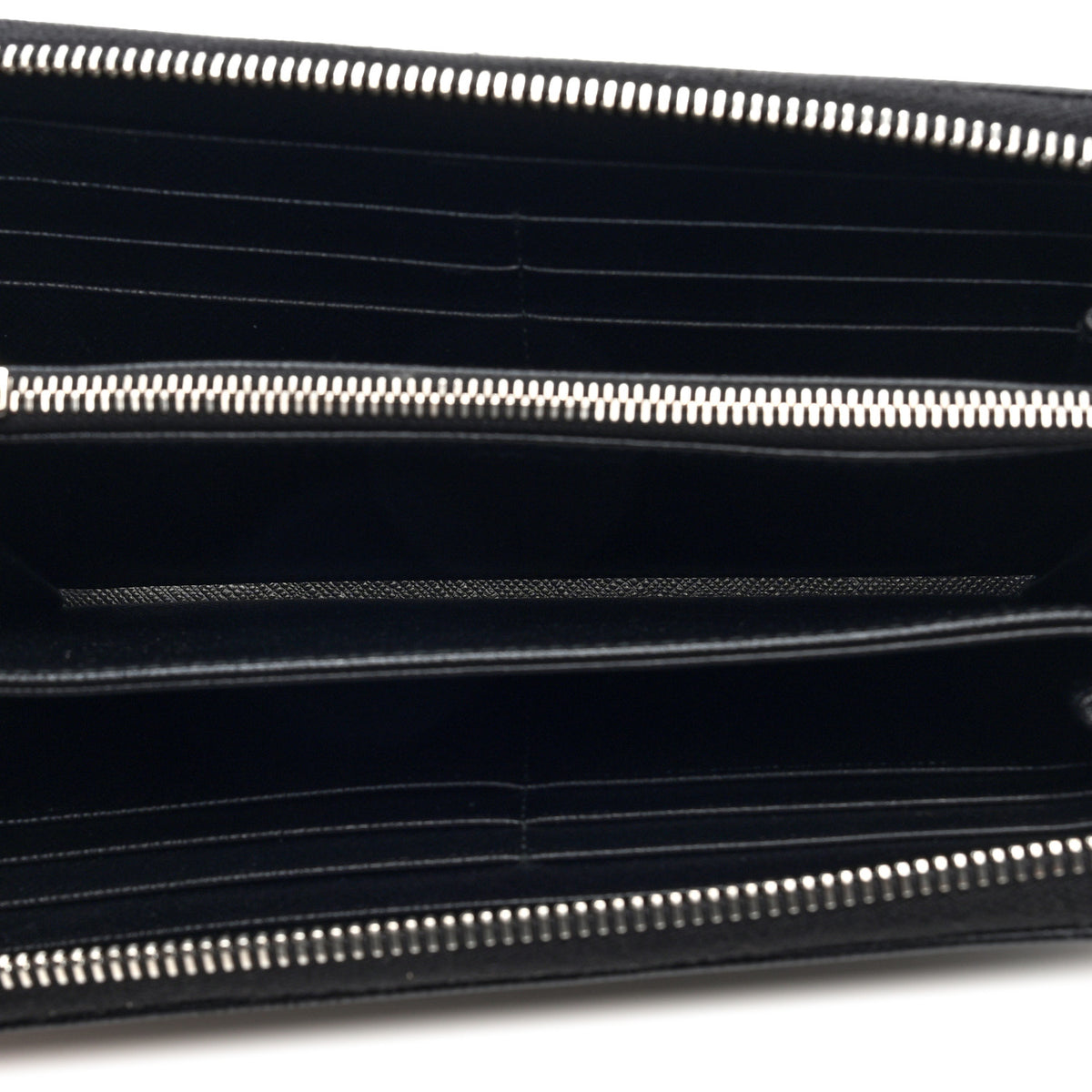 Saffiano Triangle Zip Wallet Black