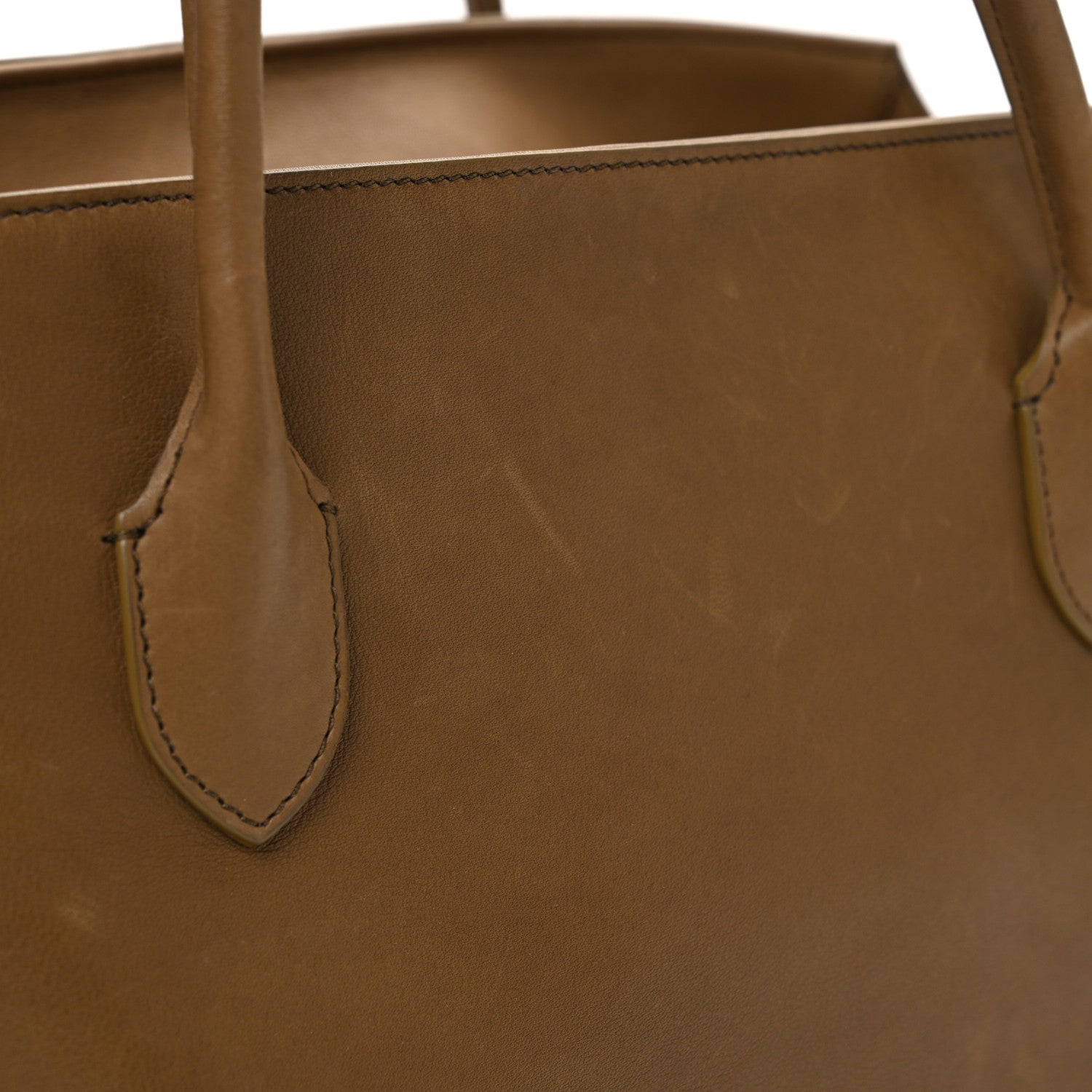 The Row Polished Saddle Terrasse Bag Muschio 12 of 12