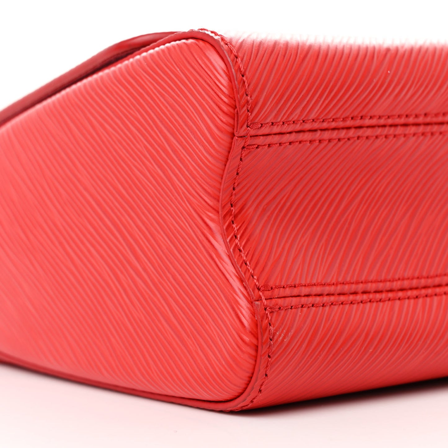 Epi Twist Shoulder Bag MM Coquelicot