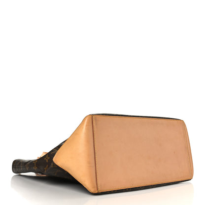 Louis Vuitton Monogram Cabas Mezzo 4 of 8