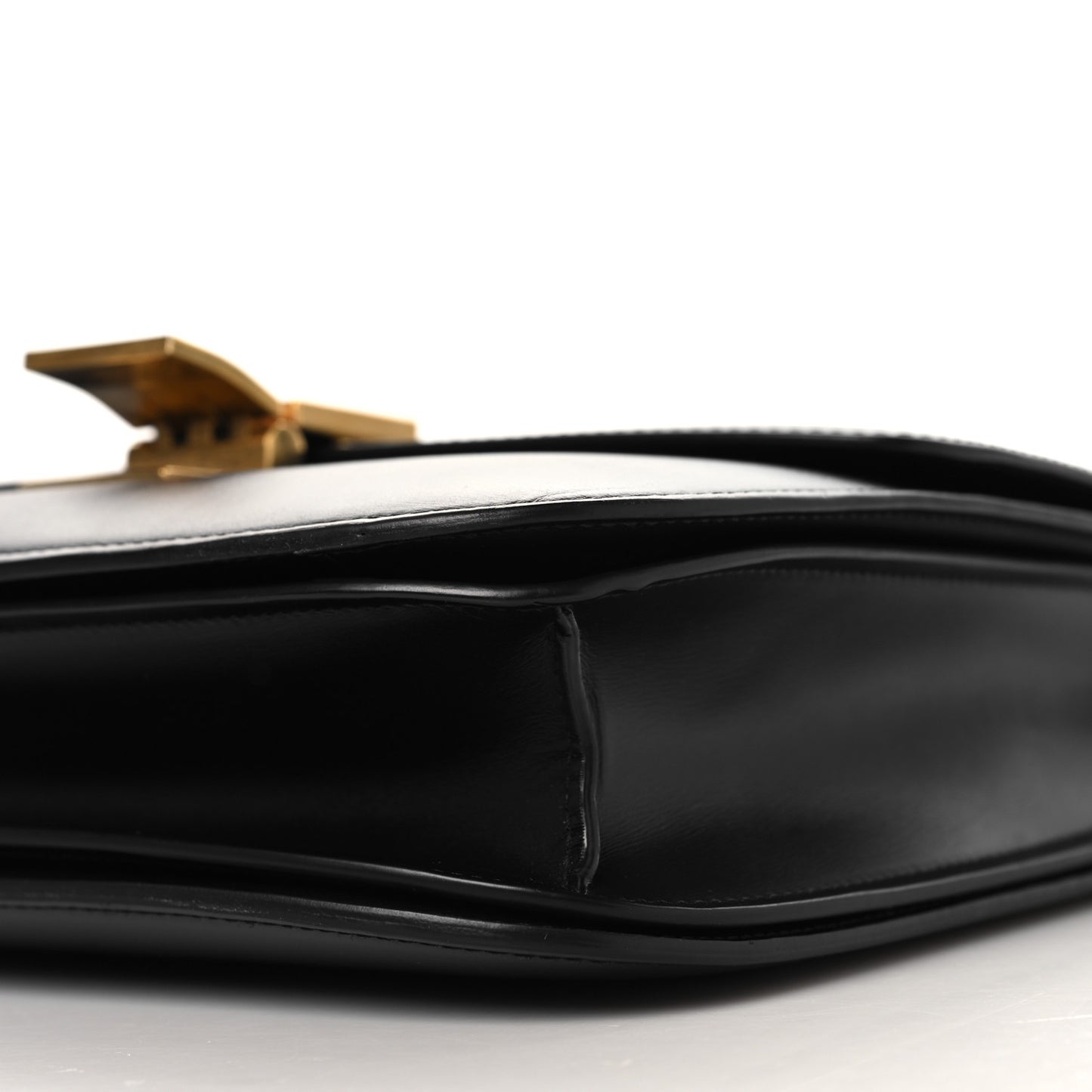 Box Calfskin Medium Classic Box Flap Bag Black