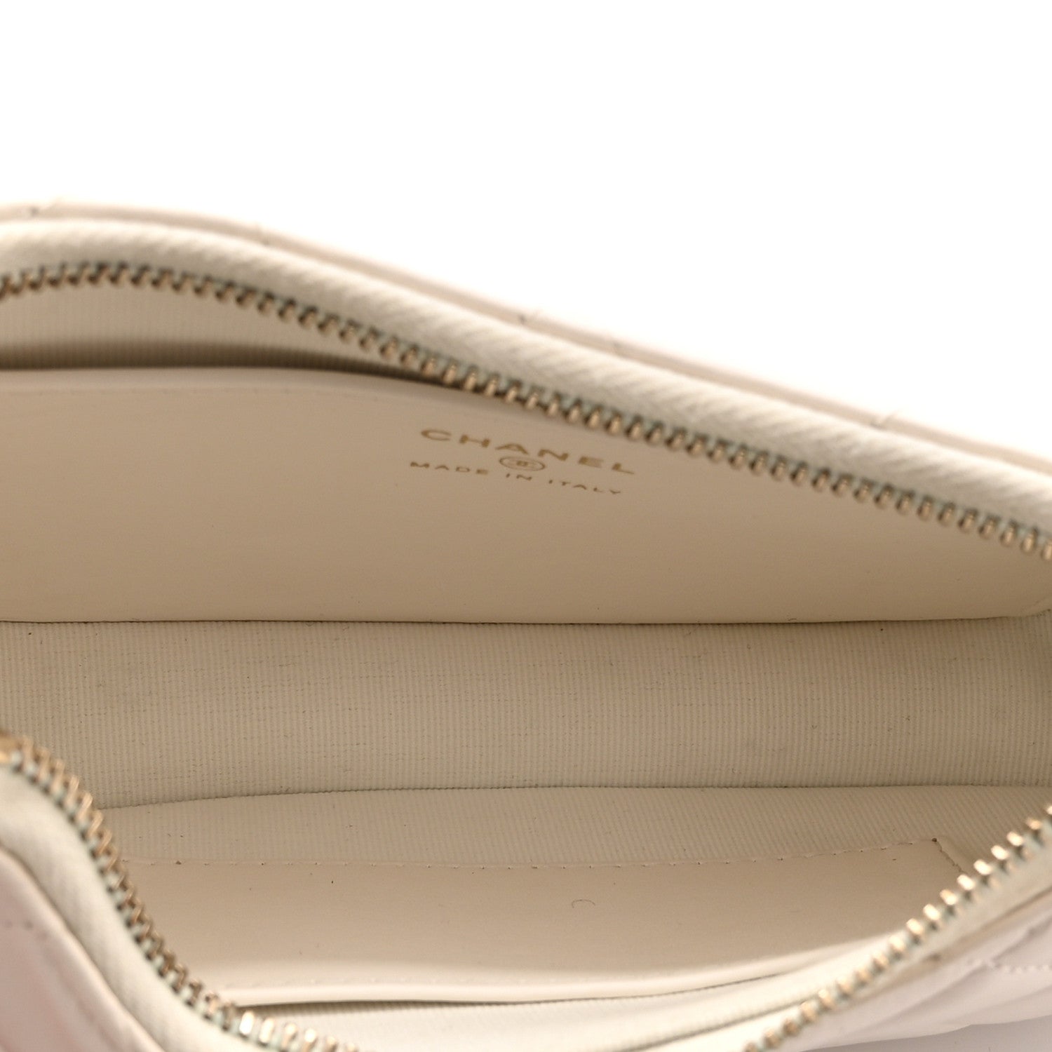 Chanel Aged Calfskin Quilted Small Chanel 19 Hobo White 5 of 10