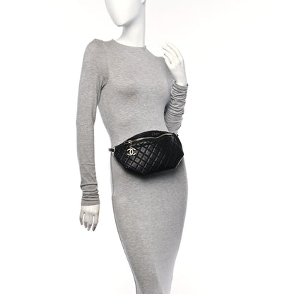 Chanel Calfskin Quilted Banane Waist Bag Fanny Pack Black 3 of 10