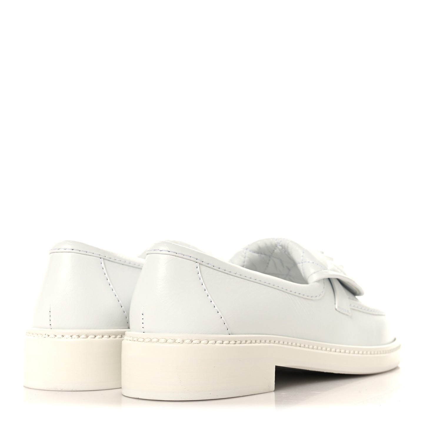 Crumpled Lambskin Quilted CC Turnlock Loafers 37 White