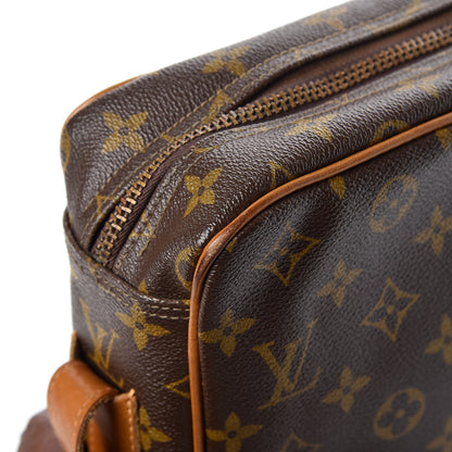Louis Vuitton French Company Monogram Shoulder Bag 19 of 21