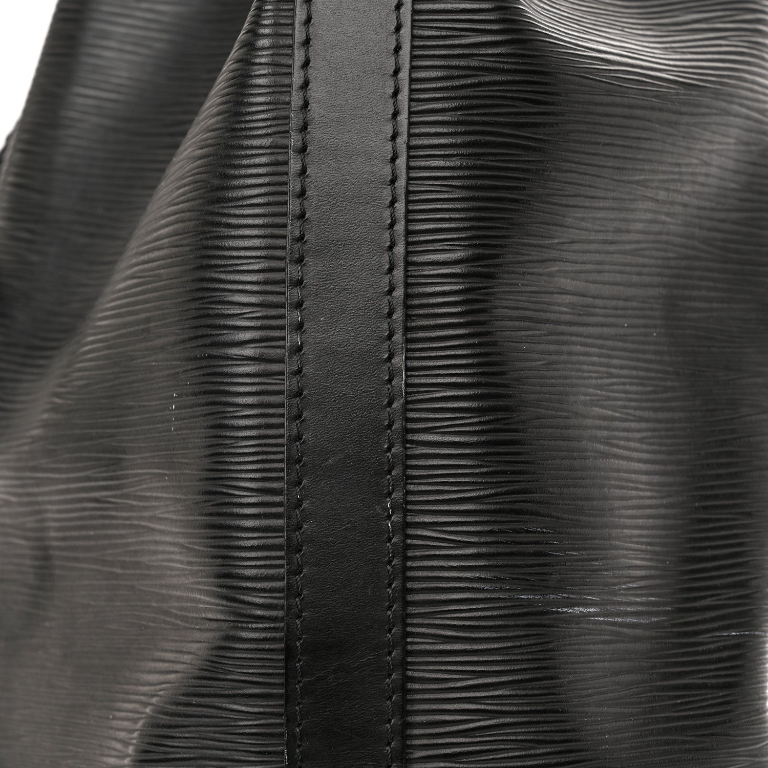 Louis Vuitton Epi Noe Black 16 of 17
