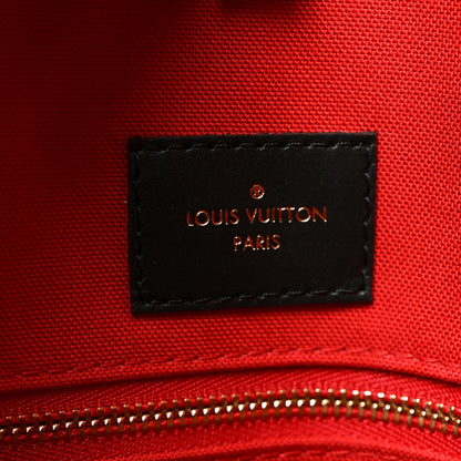 Louis Vuitton Reverse Monogram Giant Onthego MM 5 of 8