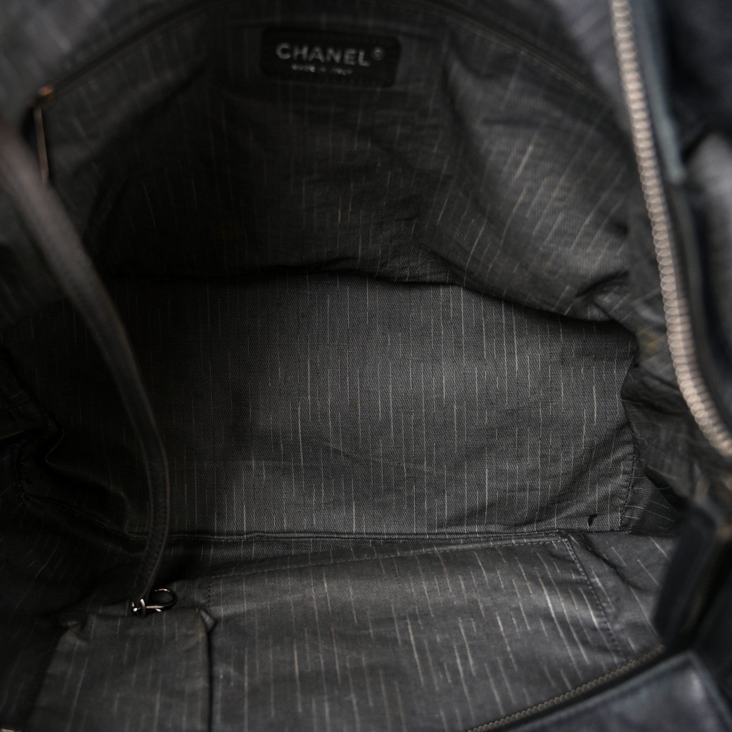 Chanel Washed Calfskin Tote Black 5 of 13