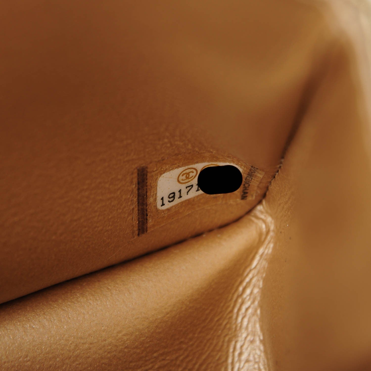 Chanel Metallic Lambskin Quilted 2.55 Reissue 224 Flap Gold 7 of 7