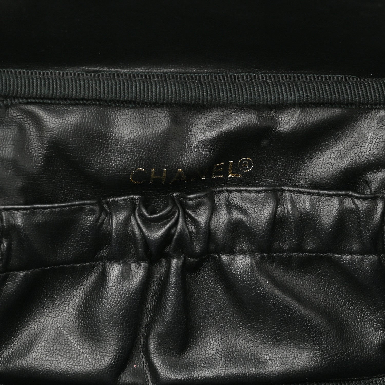 Chanel Caviar CC Vanity Cosmetic Case Black 6 of 10