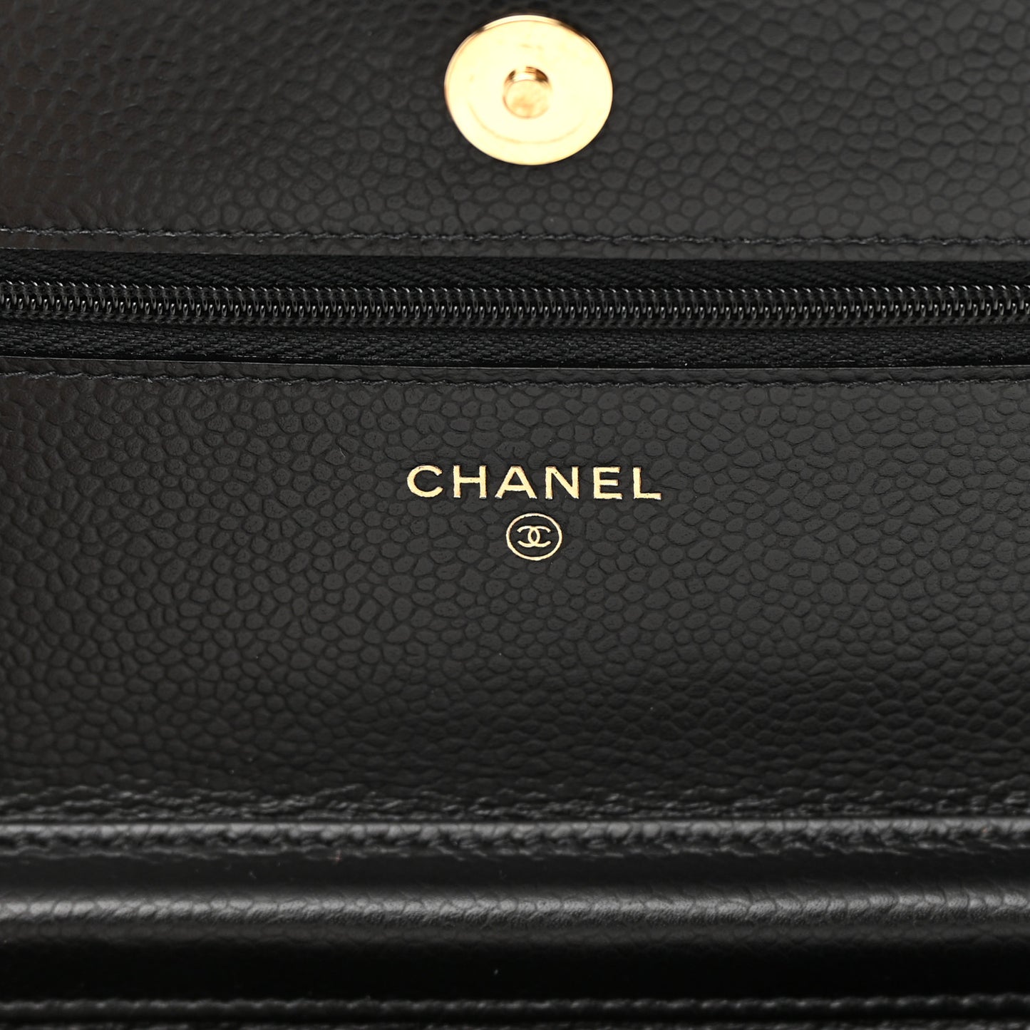 Caviar Quilted Wallet on Chain WOC Black