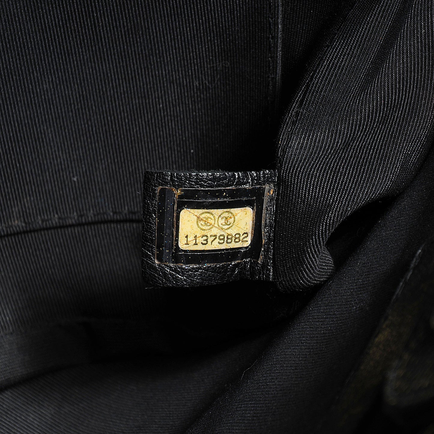 Caviar Petit Shopping Tote PST Black