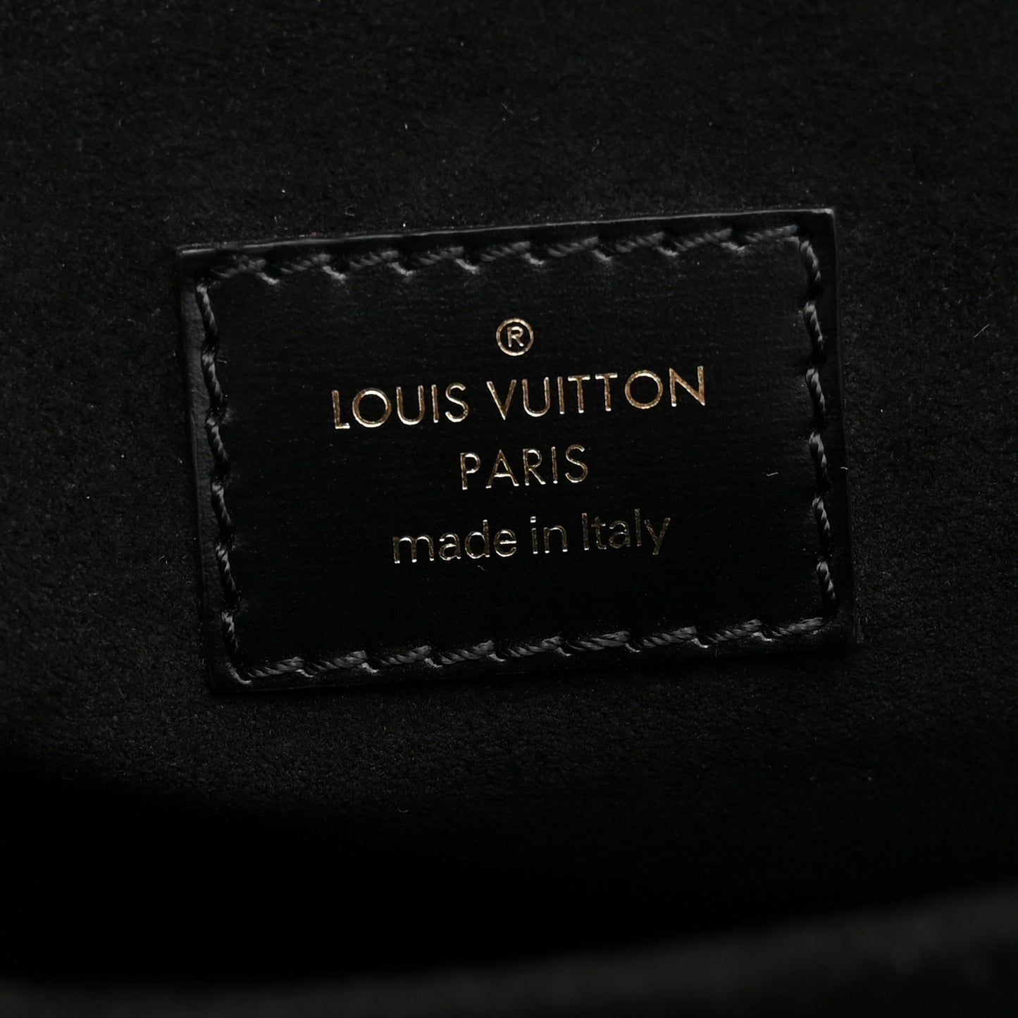 Reverse Monogram Pochette Metis