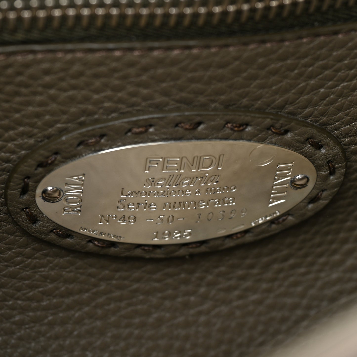 Cuoio Romano Selleria Vitello Dolce Lace Up Medium Peekaboo Iconic Satchel Camelia Milk Grigio Polvere