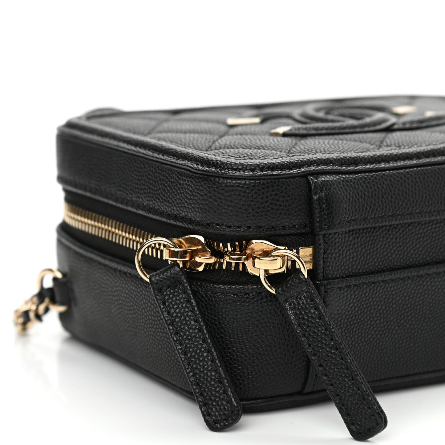 Caviar Quilted Small CC Filigree Vanity Case Black