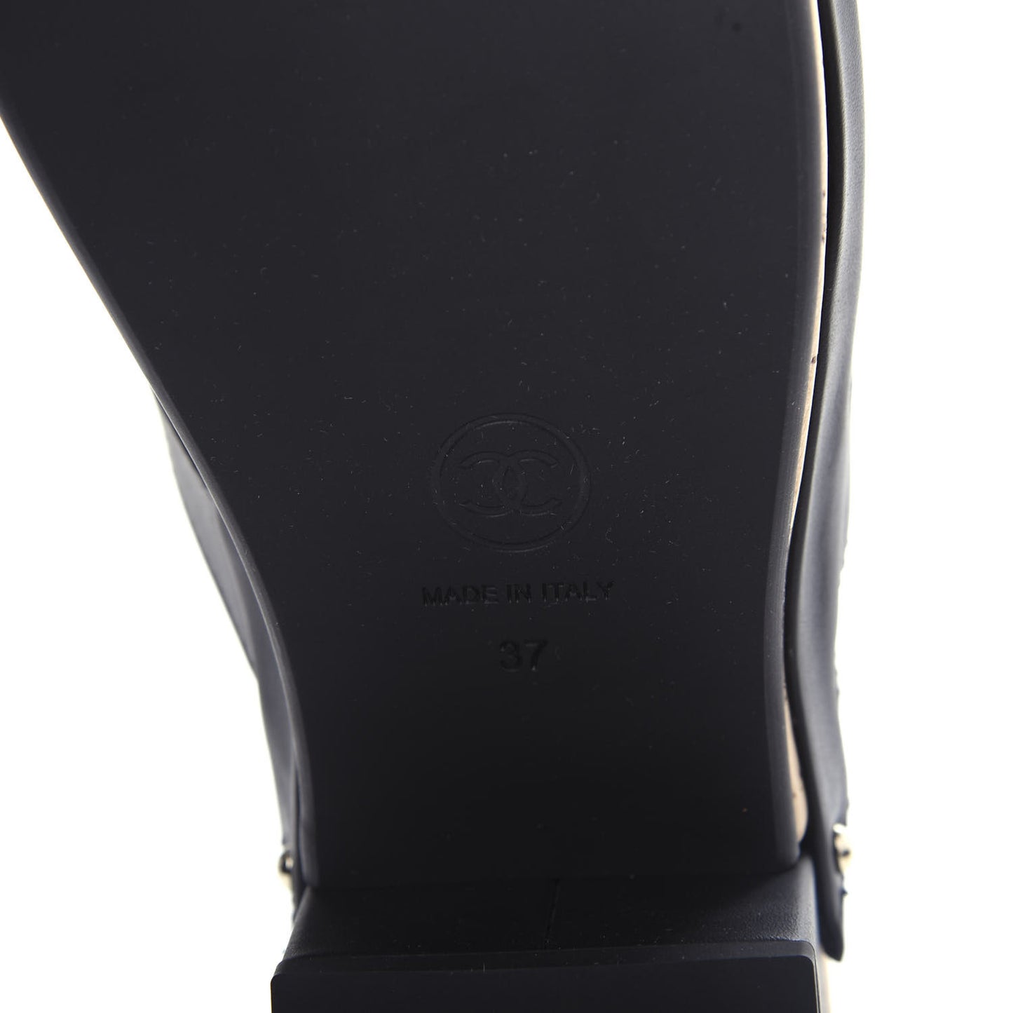 Calfskin CC Turn Lock Clogs 37 Black