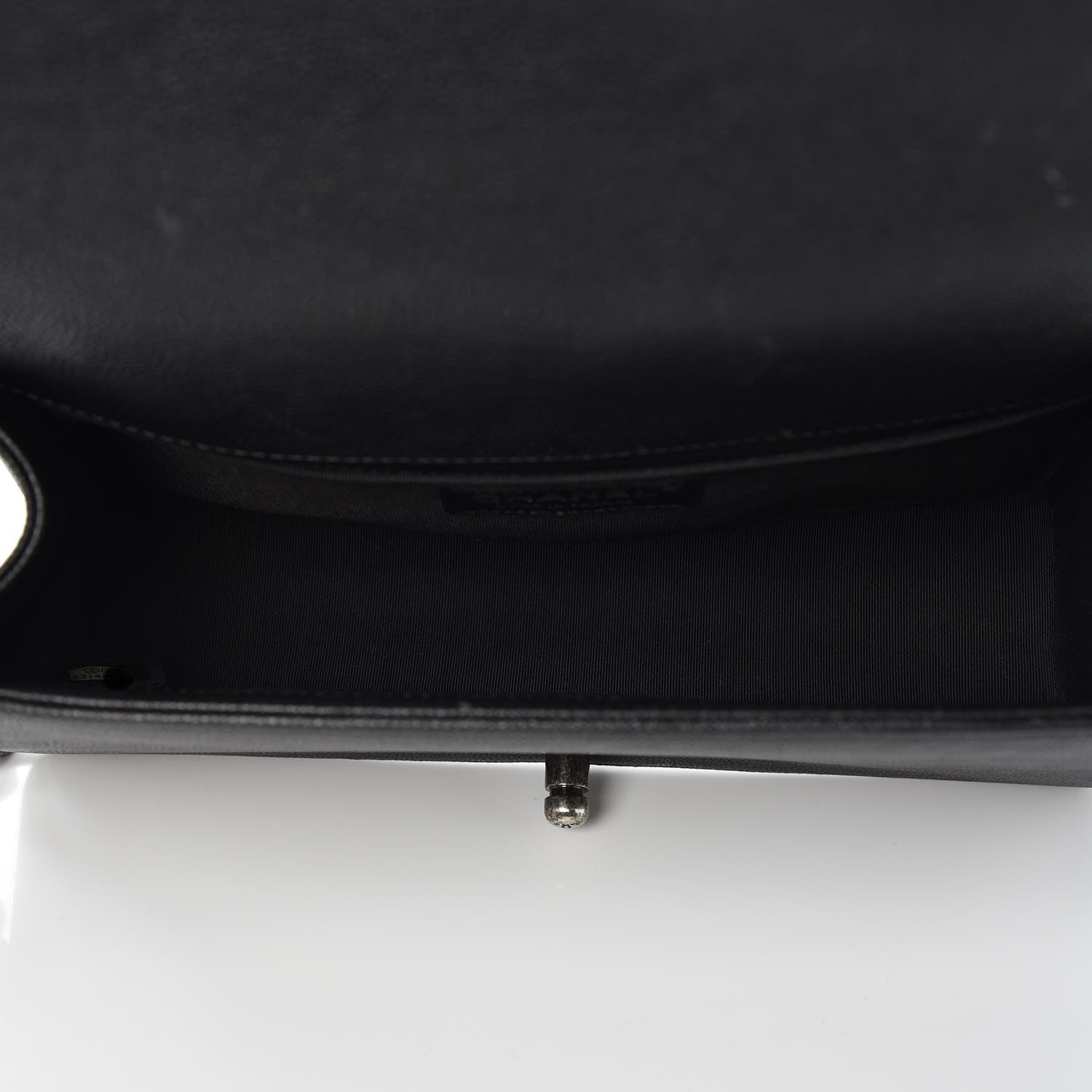 Chanel Caviar Quilted Medium Boy Flap Black 5 of 8