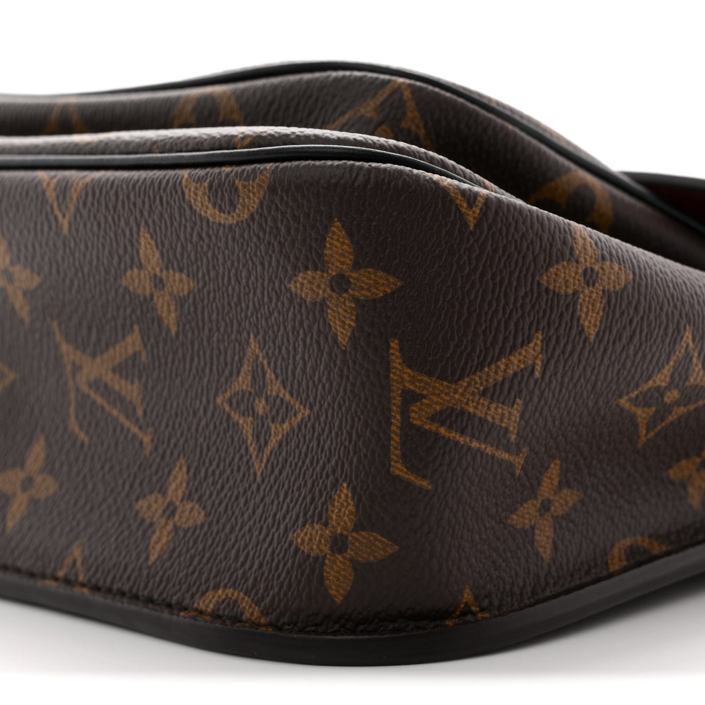 Monogram Passy