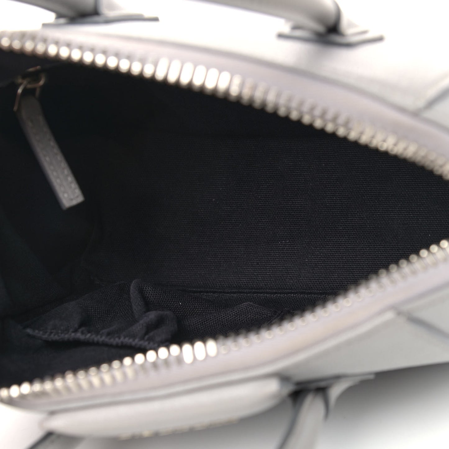Sugar Goatskin Mini Antigona Pearl Grey