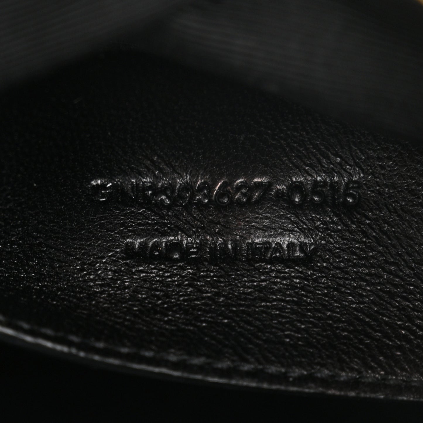 Grain De Poudre Medium Classic Monogram Camera Bag Black